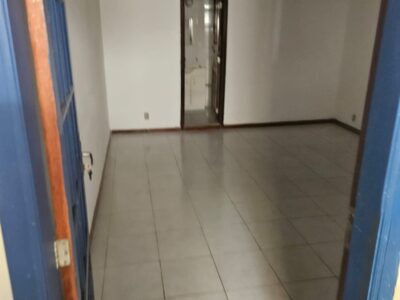 Duas casas excelente opção para morar e investir!
