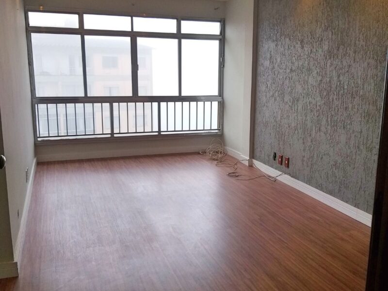 🏠 Apartamento à Venda – BNH do Thouzet